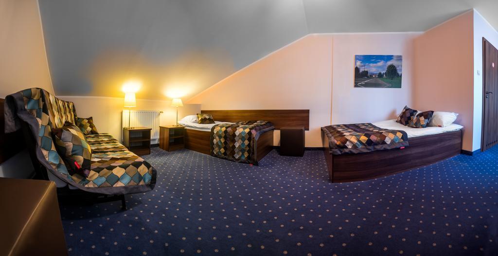 Hotel Colnus Kolno  外观 照片